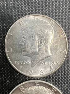 GROUP OF 2 US KENNEDY HALF DOLLARS 1964