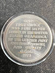 1 TROY OZ .999 FINE SILVER 1973 STRUCK IN THE US ROUND