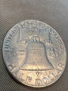 1960-D US FRANKLIN HALF DOLLAR