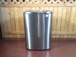 lot 33 image: Stainless Steel Motion Sensor Garbage Can