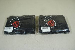 lot 35 image: 2 Pairs Undertech Undercover Concealment Boxer Briefs - Large