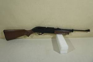 lot 63 image: Crosman 760 Pumpmaster Pump Action Pellet Rifle