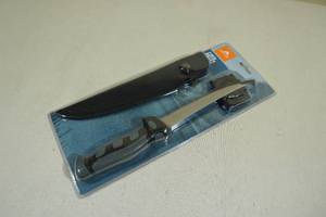 lot 71 image: Ozark Trail 7 Fillet Knife