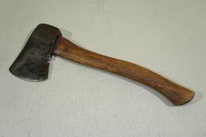 lot 86 image: Vintage Plumb Hatchet