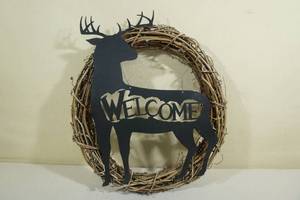 lot 113 image: Welcome Sign Wreath with Metal Buck