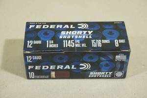 lot 143 image: 10 Federal Shorty 12 Gauge 1-34 8 Shot Shotshells