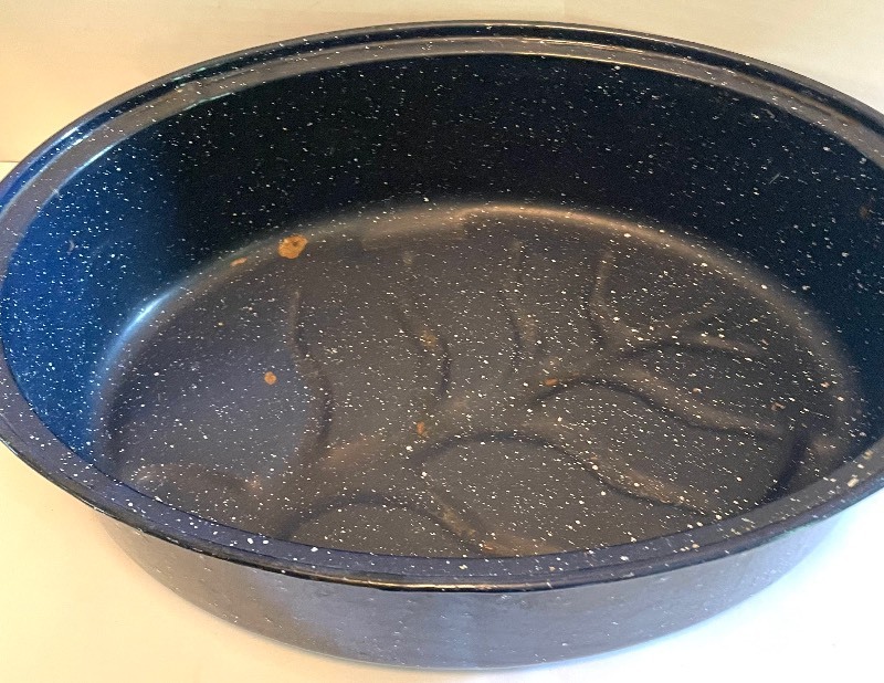 Sold at Auction: PRINCESS HOUSE 7 QT ROASTING PAN WITH LID