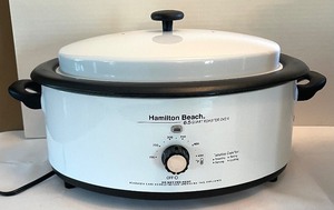 Hamilton Beach Roaster Oven, Strainer Pot, Roasting Pan and Skewers
