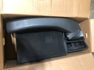 MTD Genuine Factory Parts Original Equipment 30 in. Double Bagger for Cub Cadet, Troy-Bilt and Craftsman Rear Engine Lawn Mowers Customer Returns See Pictures