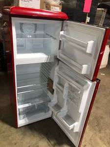 Galanz 10.0 cu. ft. Retro Top Freezer Refrigerator with Dual Door True Freezer, Frost Free in Red  Customer Returns See Pictures