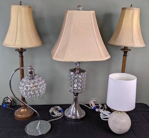 lot 30 image: Collection of (5) Table Top Lamps in a Variety of Styles and Shapes