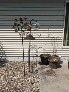 lot 96 image: Plant Hangers, Hose Hanger, Outside Decoration and Planters