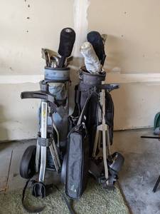 lot 98 image: Golfing Equipment