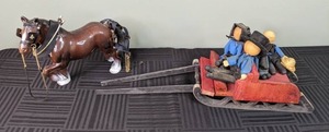lot 76 image: Vintage Horse and Carriage with a Little Wooden Family
