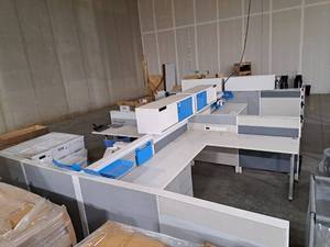 lot 22 image: 4-Section Office Cubicle and Desk Set