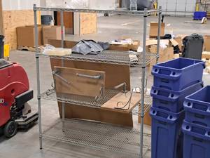 lot 131 image: Wire Rack Shelving Unit 48x21x62-12