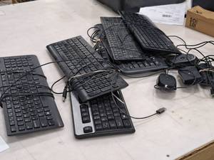 lot 196 image: Compter Accessories - (6) Assorted Wired Keyboards and (4) Wired Mouse