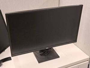 lot 222 image: Lot of (1) Dell 28 Computer Monitor