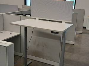 lot 246 image: Electric Adjustable Computer DeskWorkstation