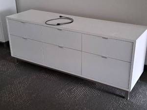 lot 290 image: Room & Board Wood Dresser 6-drawer