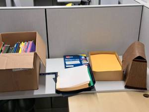 lot 331 image: Lot of  Office Supplies - File Folders, Labels, Envelopes