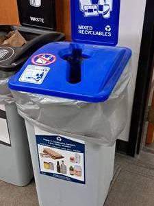 lot 350 image: Mix RecycleTrash Bin