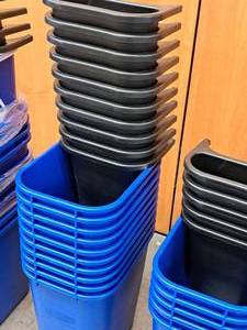 lot 353 image: Lot of (10) Recycle Cans with Dividers