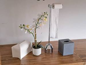 lot 398 image: Lot of  Bathroom Dcor - Toilet Paper Holder, Tissue Boxes, Floral Table Dcor