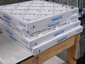 lot 403 image: Lot of (4) Air Filters