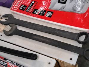 lot 427 image: 1-12 and 1-38 Combination Wrenches
