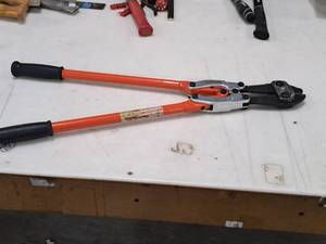 lot 434 image: H.K. Porter Crescent Power Pivot Bolt Cutter