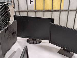 lot 488 image: Lot of (3) Computer Monitors