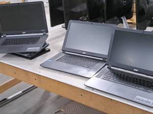 lot 496 image: Lot of (3) Acer 15 Laptop Computers