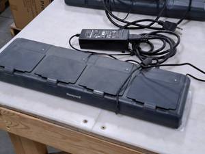 lot 510 image: Honeywell Quad Battery Charger with Cord CT50-QBC