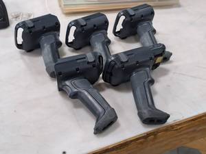 lot 518 image: Lot of (1) Honeywell Scanner CT50-ND with (4) Handles