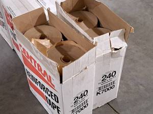 lot 575 image: Lot of (2 Cases) Central Grade 240 Reinforced Tape Rolls K7000 10-count 72mmx450