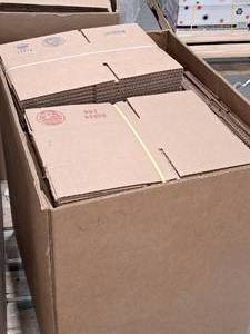 lot 610 image: Lot of (175) Cardboard Flats 8x6x4