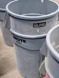 lot 634 image: Lot of (2) Uline Plastic Trash Cans