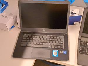 lot 200C image: HP Chromebook 14 Laptop Computer 14-ca064dx