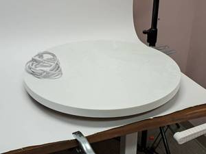 lot 272 image: BLK Industries 4W Display Turntable NA600 20211120