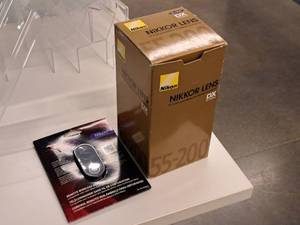 lot 740 image: Nikon Nikkor AF-S DX 55-200mm f4-5.6G ED Zoom Lens with Rocketfish Remote Wireless Shutter Control