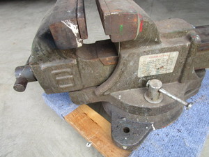 Apollo 6 Vise