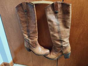 5 Pair of Womens Boots