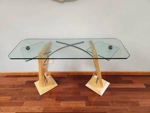 Kevin Lohse Artisan Table