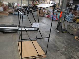lot 401 image: Welded Metal Frame Built Fit Onto Pallets - Perfect for Projects