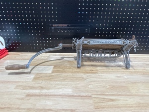 Pioneer Wringer Washer