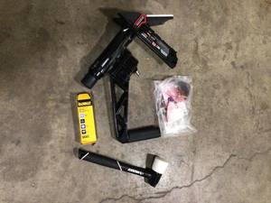 Husky Pneumatic 3-in-1 15.5-Gauge and 16-Gauge 2 in. Flooring Nailer and Stapler with Quick Jam Release   Customer Returns See Pictures