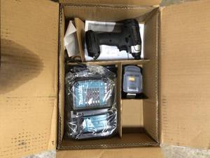 Makita 18V LXT Sub-Compact Lithium-Ion Brushless Cordless Variable Speed Impact Driver Kit   Customer Returns See Pictures