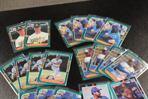 lot 86 image: 1987-1988 Donruss The Rookies Hall of Fame & Stars Investment Lot  22 Rookie Cards
