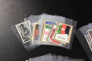 lot 140 image: Vintage European Trading Card Lot  50 Cards